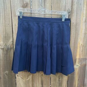 NWT Nike Women's Vintage Pleated Skirt Blue Knee Length Size 12 Large